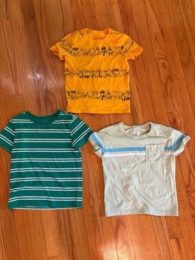 Cat & Jack 4T T-shirt’s